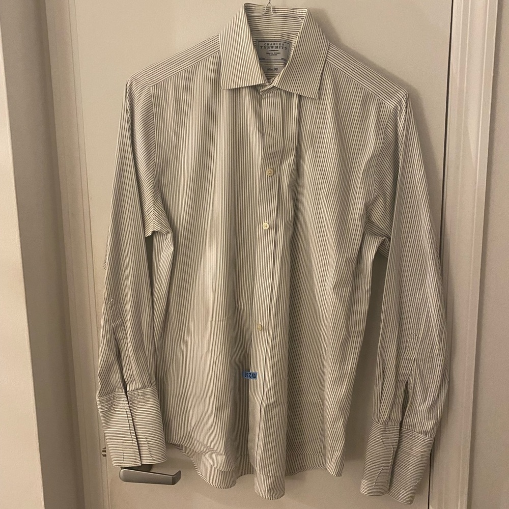 Charles Tyrwhitt 15.5/33in - Slim Fit